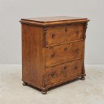 1569 6061 CHEST OF DRAWERS